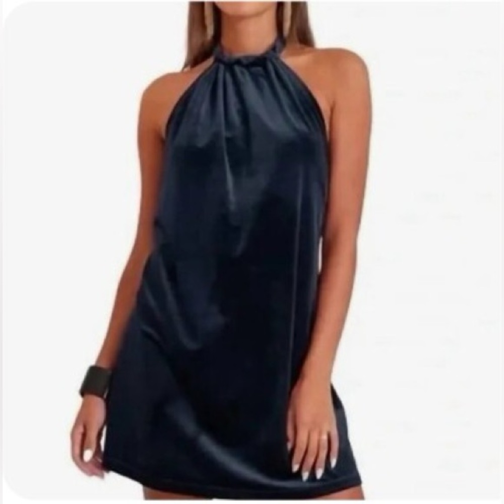 NWOT- bishop + young Talia Midnight Blue Velvet Halter Mini Dress